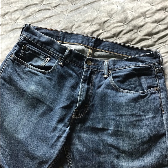 Men’s Levi Jeans - Picture 4 of 5